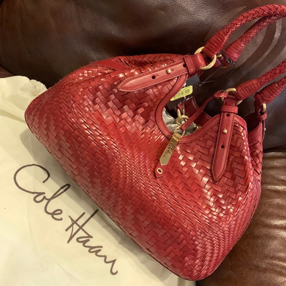 NWT Handbag lacquer red woven -w- dust bag